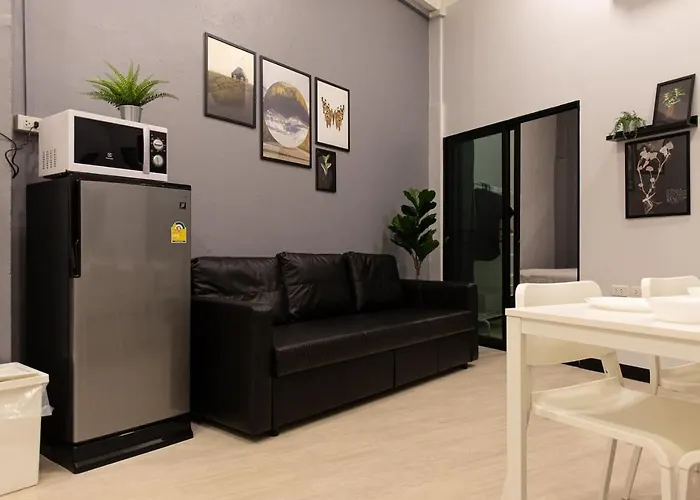 U1 Large 2 Bed Bts Udomsuk Apartment Bangkok