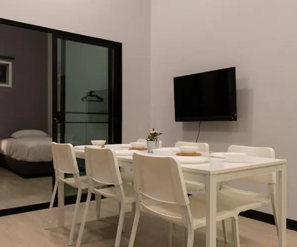 U1 Large 2 Bed Bts Udomsuk Apartment Bangkok